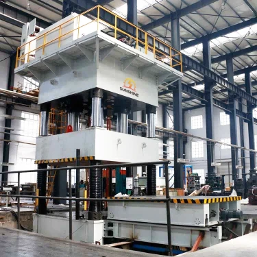 Hydraulische Presse für Automobilinnenteile